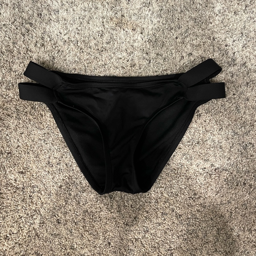 black bikini bottoms